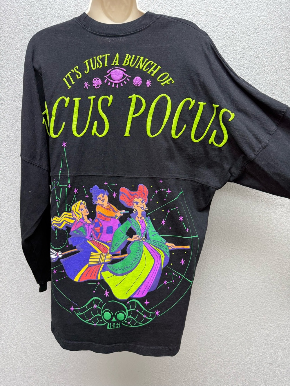 RARE Hocus Pocus Spirit Jersey — Neon Green & Purple Witch Design - Picture 5 of 7